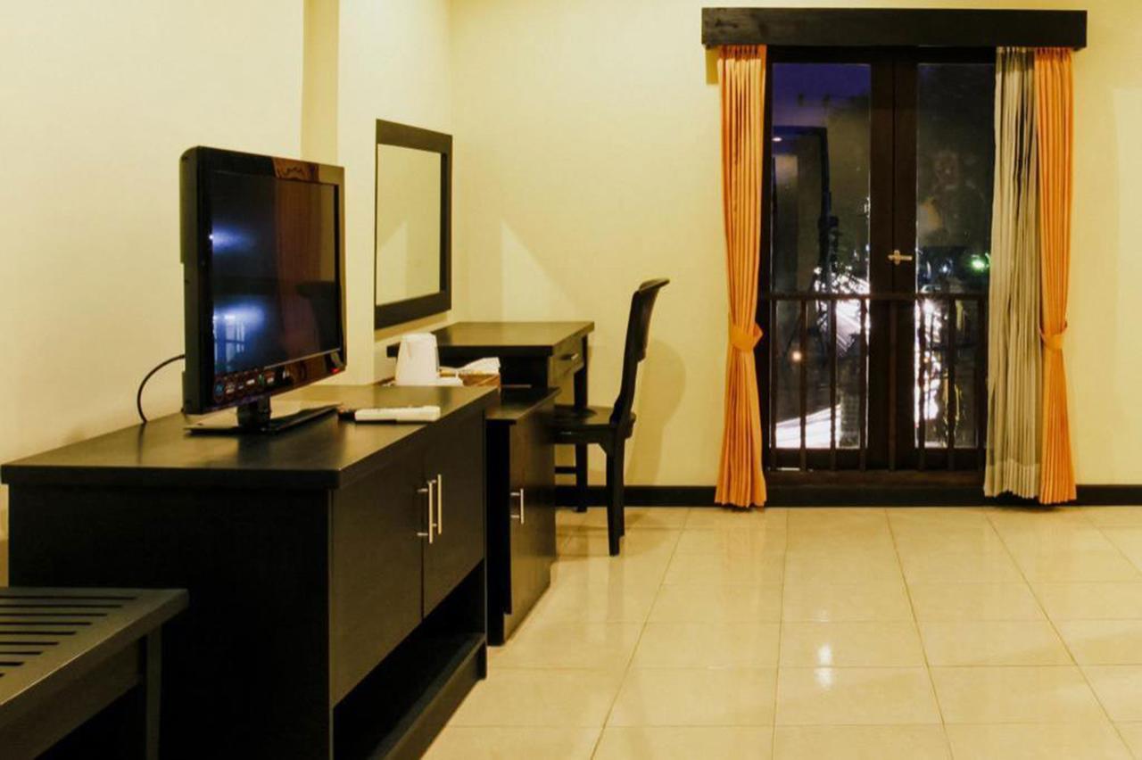 Hotel Intansari Denpasar Exterior foto